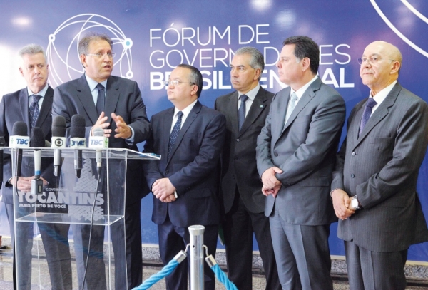 Marconi engrossa coro por reajuste da Cide