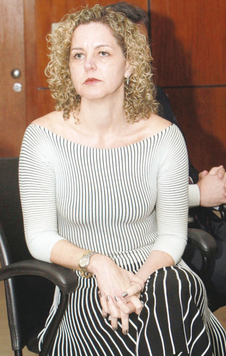 Governo decide destino de verba