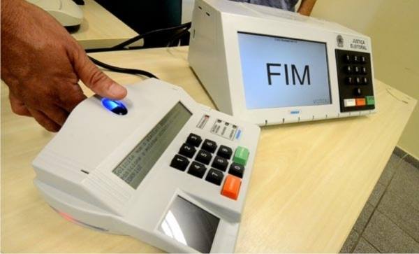 São Luís: Justiça Eleitoral convoca eleitores para recadastramento biométrico