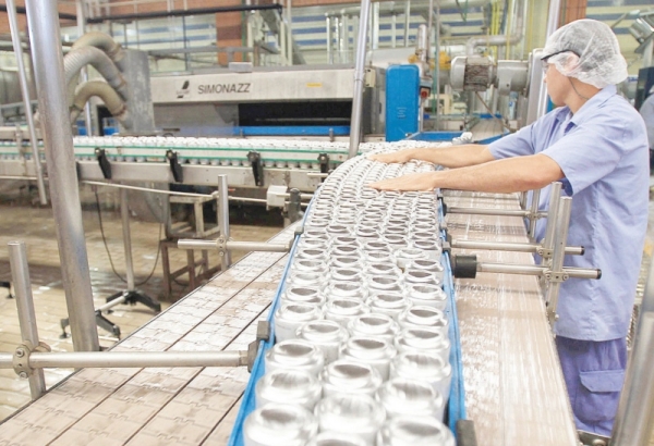 Produção industrial cai 9% em agosto, pior resultado desde 2003