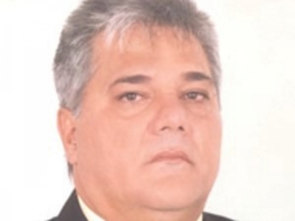 Carros que aparecem em vídeo são de prefeito, irmão e primeira-dama, diz polícia