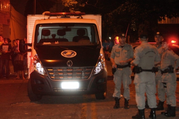 Vendedor de carros é morto com sete tiros no Jardim América