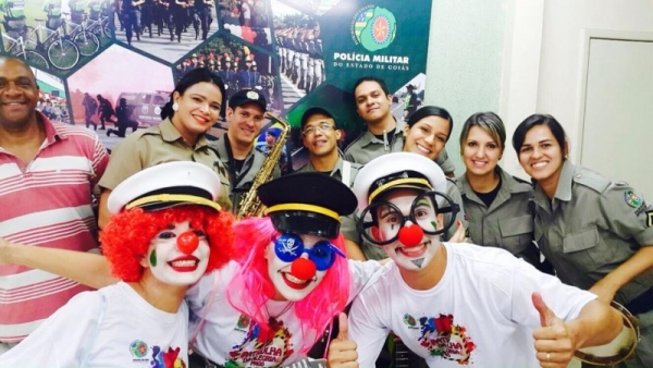 PM leva música e alegria aos pacientes do Araújo Jorge