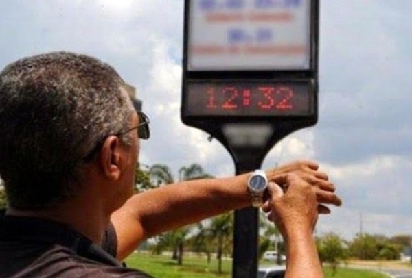 Horário de verão começa no dia 18 de outubro