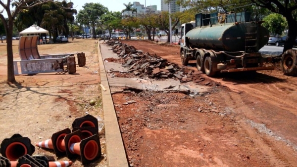 Obras do BRT chegam ao Centro de Goiânia