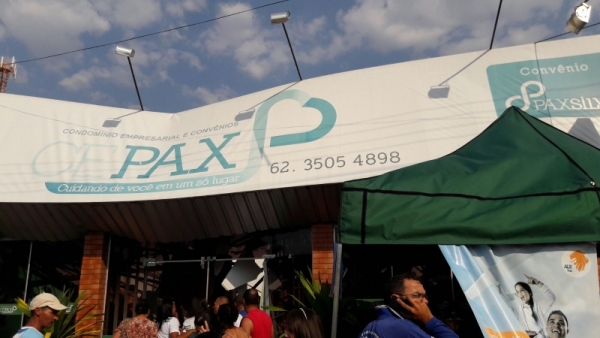 Teto de clínica desaba e pelo menos 15 pessoas ficam feridas em Trindade