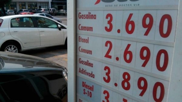Preços de combustíveis aumentam da noite para o dia
