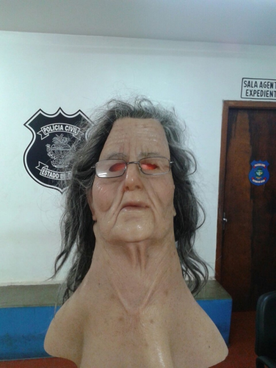 Homem tenta fugir da prisão vestido de mulher em Aparecida de Goiânia