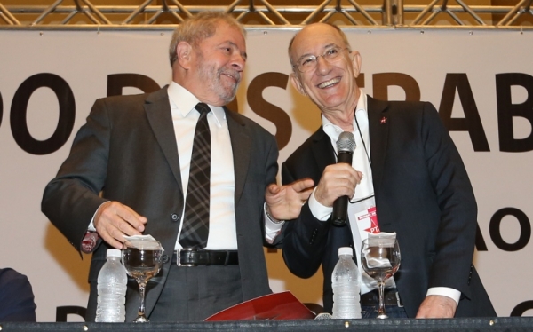 Guiado por Lula, Falcão recomenda que cúpula do PT poupe Cunha