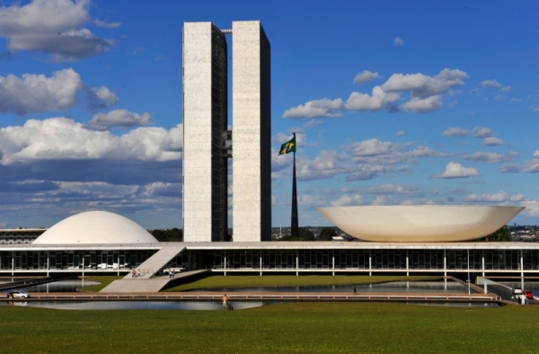 Partidos indicam hoje representantes na comissão que vai analisar impeachment