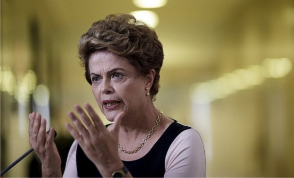 Dilma pede que STF anule início do processo de impeachment