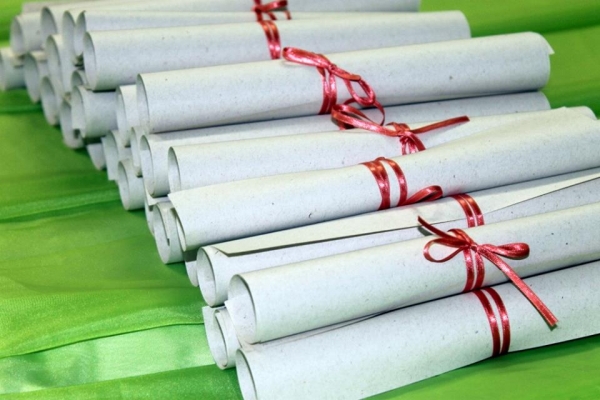 Prefeitura, Hering e Labor concluem formação de coordenadores e diretores escolares