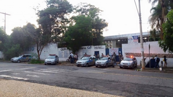 Sobe para sete o número de escolas ocupadas