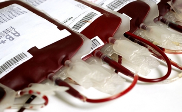 Hemocentro pede que população doe sangue antes de sair de férias