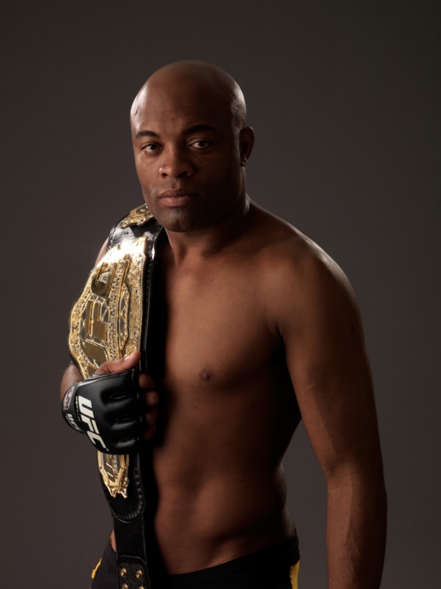 Anderson Silva retornará ao UFC em fevereiro de 2016