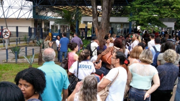 Estudantes permanecem ocupando a Seduce