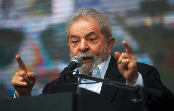 OAS pagou móveis de cozinha do sítio frequentado por Lula, diz testemunha