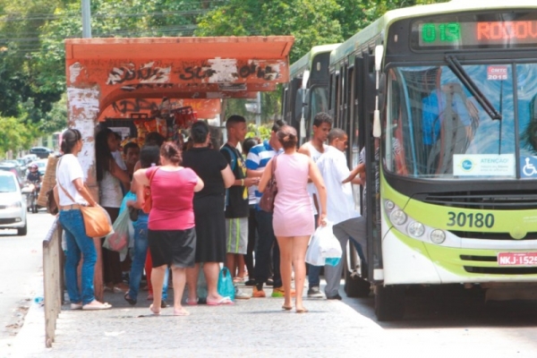 Liminar suspende aumento na tarifa do transporte coletivo