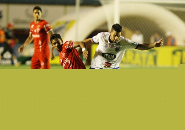 Vila empata e se complica no Goianão