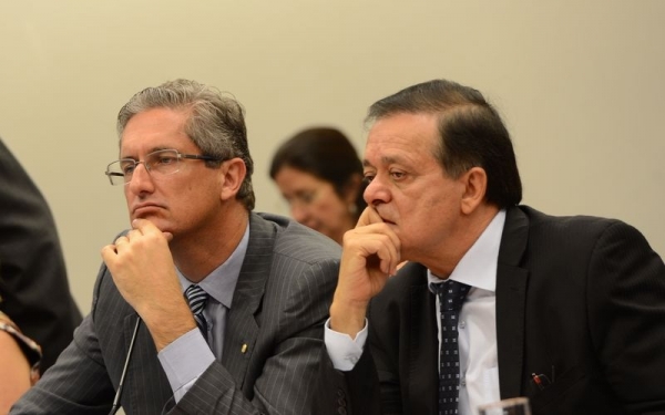 Comissão da Câmara analisa nesta segunda pedido de impeachment