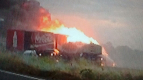 Trecho da BR-060 continua interditado em Goiás