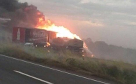 Acidente envolvendo vários carros deixa feridos na BR-060, próximo a Acreúna