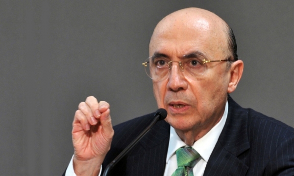 Meirelles diz que governo pode rever reajuste de alguns funcionários