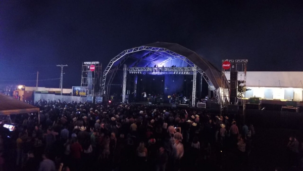 Com grandes shows 41ª Expoagro traz diversão para São Luís de Montes Belos