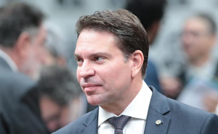 Fuga do Brasil e mandato cassado: relembre a trajetória de Ramagem até a prisão pelo ICE